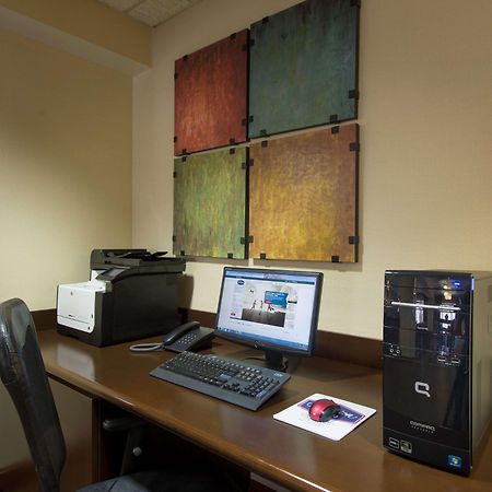 Hampton Inn Gainesville Eksteriør bilde